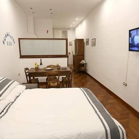 Apartment Casa Scarlatti 110 Naples
