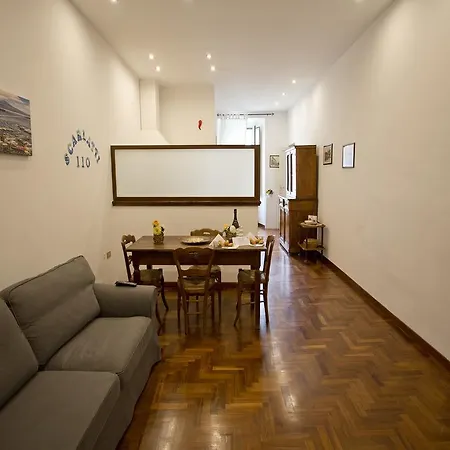 Apartment Casa Scarlatti 110