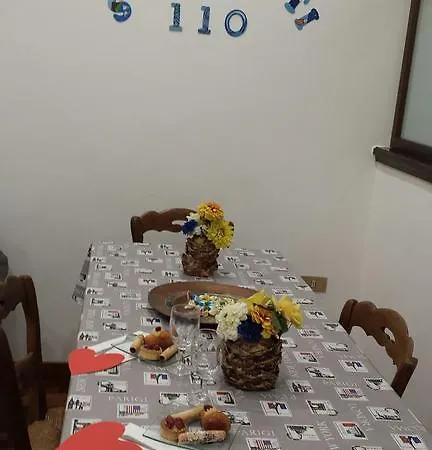 Apartment Casa Scarlatti 110 *